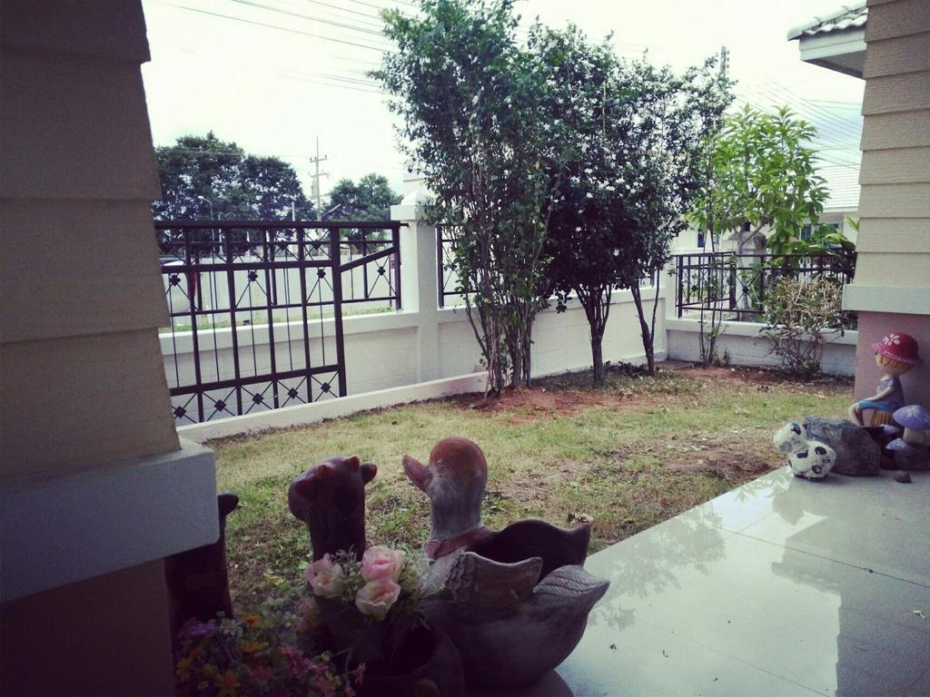 Pen House Villa Sattahip Exterior photo